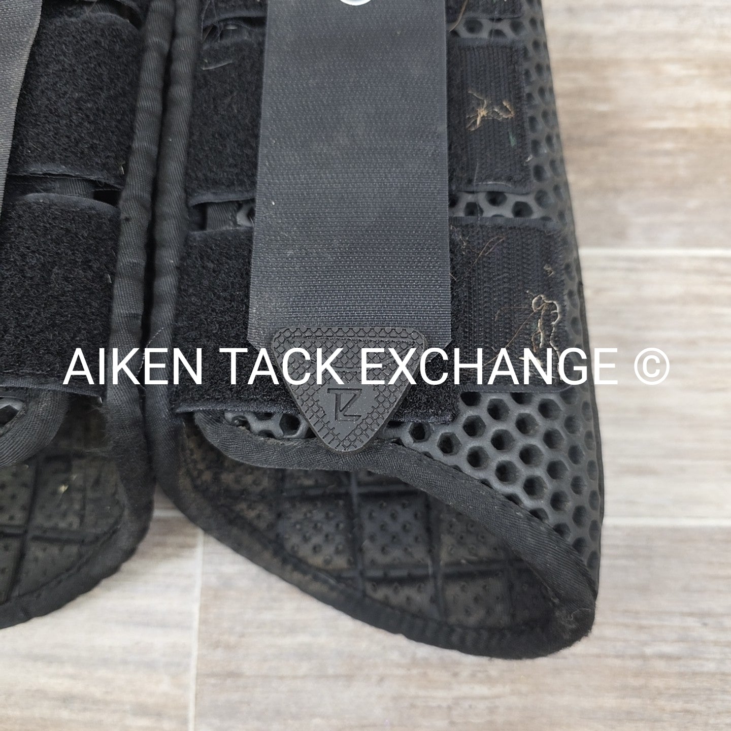 Equilibrium Tri-Zone Impact Sport Hind Boot, Size Small