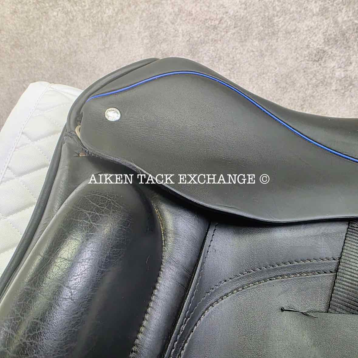 2019 Custom Saddlery Wolfgang Omni 2 Monoflap Dressage Saddle, 17.5" Seat, Adjustable Tree, Wool Flocked Hybrid Panels