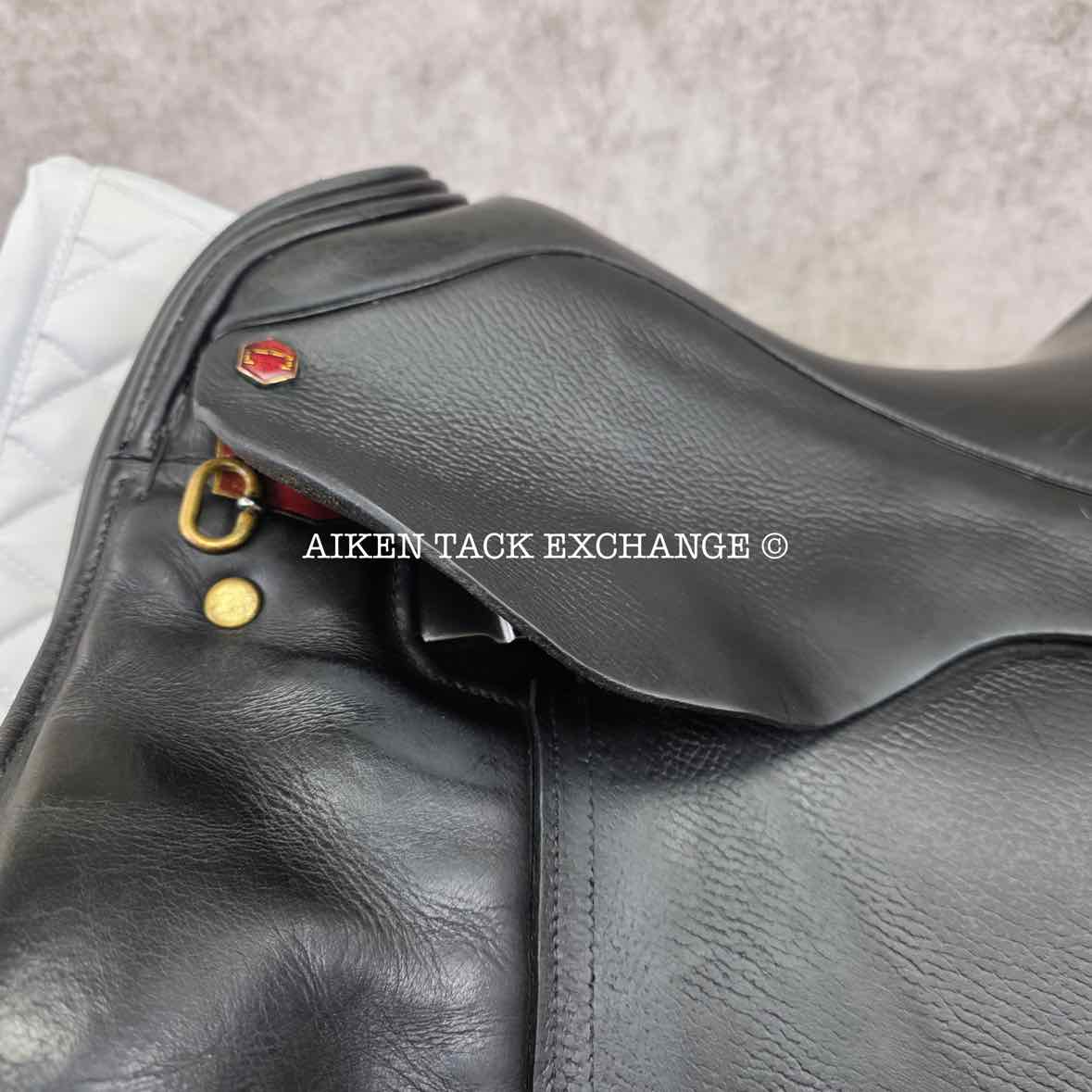 Albion SLK Dressage Saddle, 18" Seat, Medium Wide Tree, Wool Flocked Panels