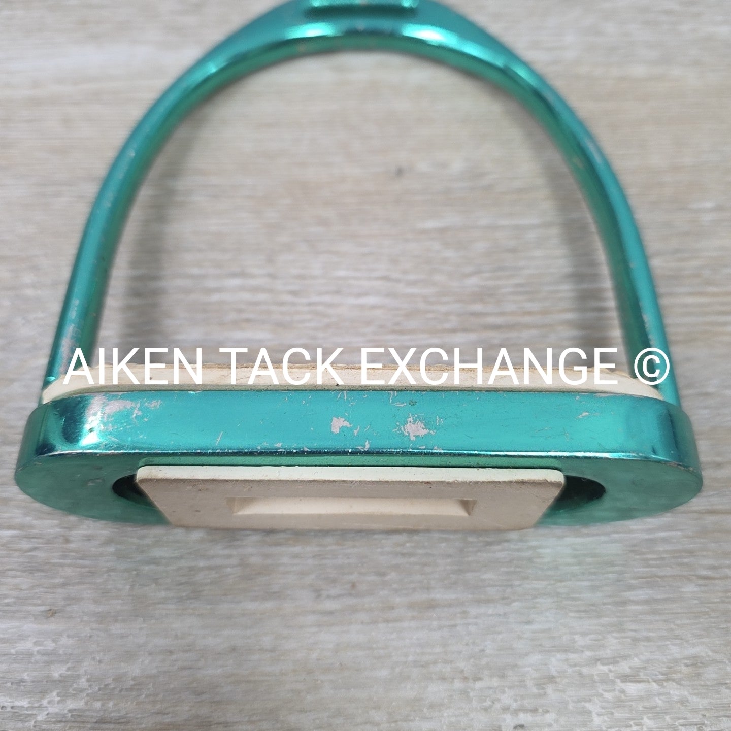 Engraved Fillis Stirrup Irons, 4.75"