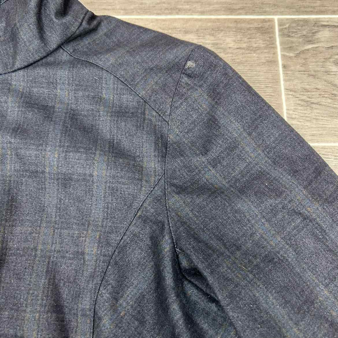 FITS Light Weight Jacket, Size Small