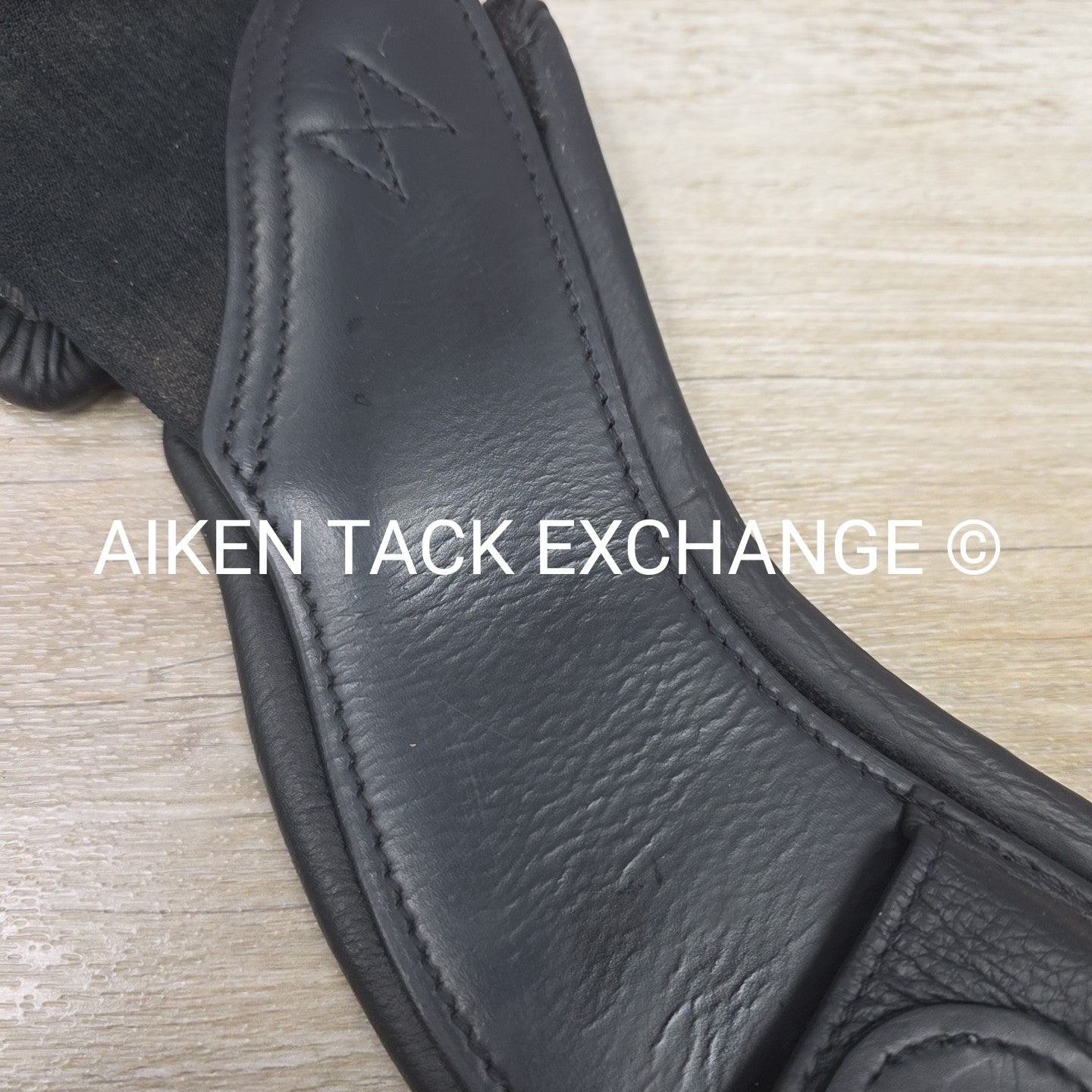Total Saddle Fit StretchTec Shoulder Relief Girth with Leather Liner, 26"