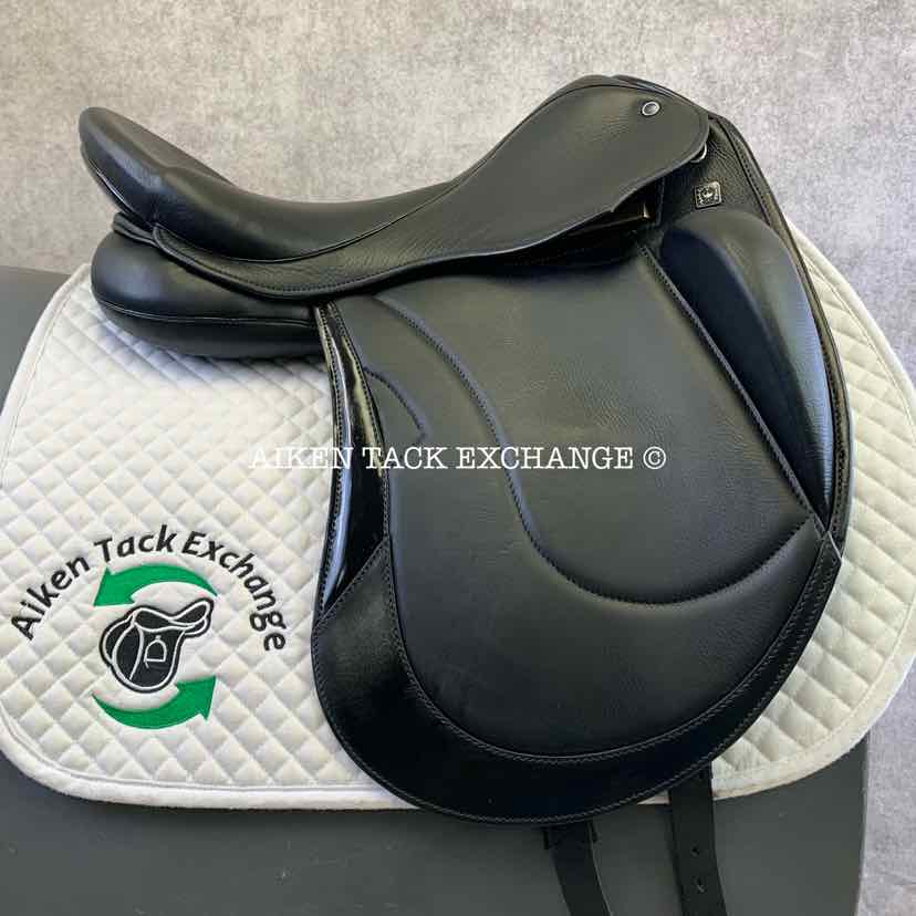 **SOLD** 2018 Stubben Centurion Monoflap Dressage Saddle, 17.5" Seat with Biomex, Short Flap, 27 cm Tree - Narrow, Wool Flocked Panels