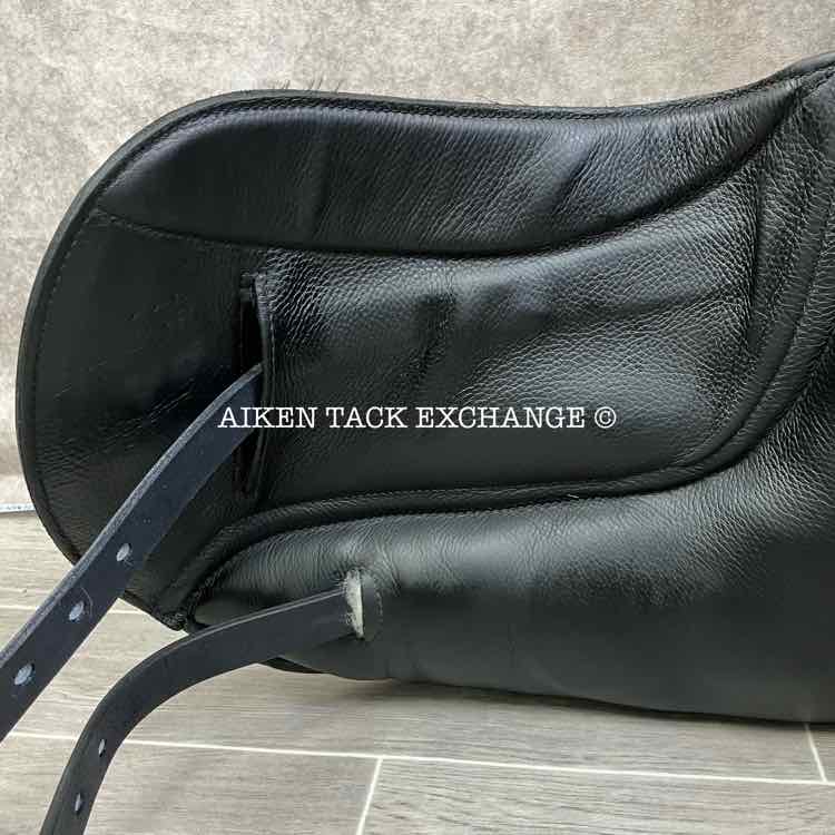 **SOLD** 2020 Custom Saddlery Wolfgang Omni Monoflap Dressage Saddle, 17.5" Seat, Adjustable Tree, Wool Flocked Panels