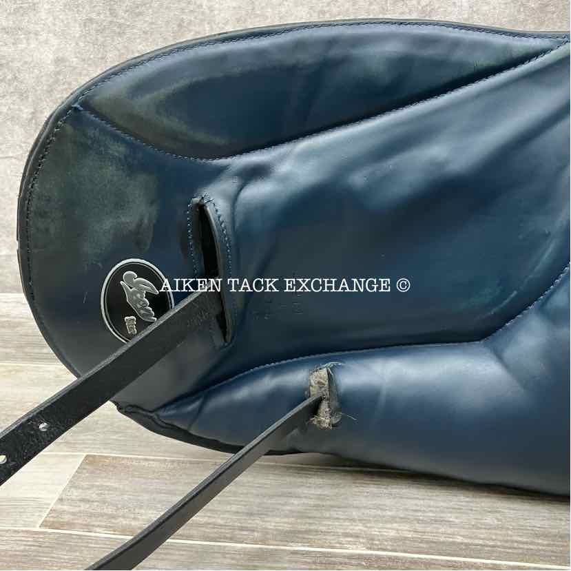 2018 Custom Saddlery Icon Star Monoflap Dressage Saddle, 17.5" Seat, Adjustable Tree, Wool Flocked Panels