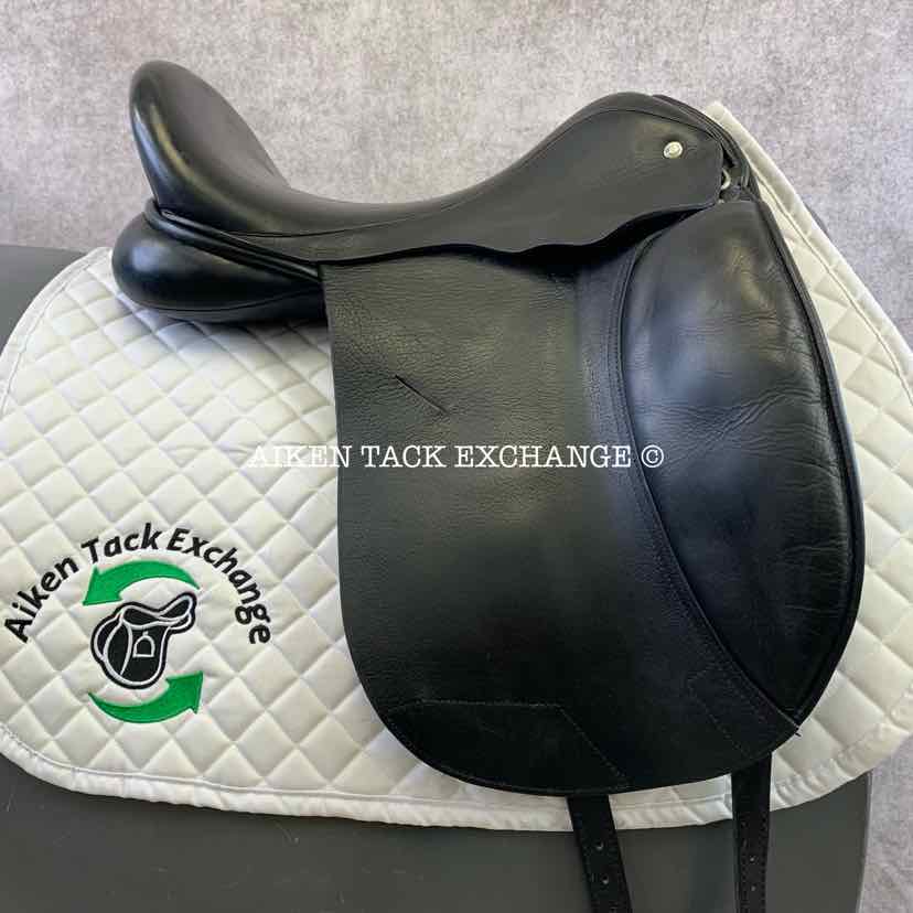 **SOLD** 2004 Custom Saddlery VLX Dressage Saddle, 17.5" Seat, Adjustable Tree, Wool Flocked Panels, Buffalo Leather