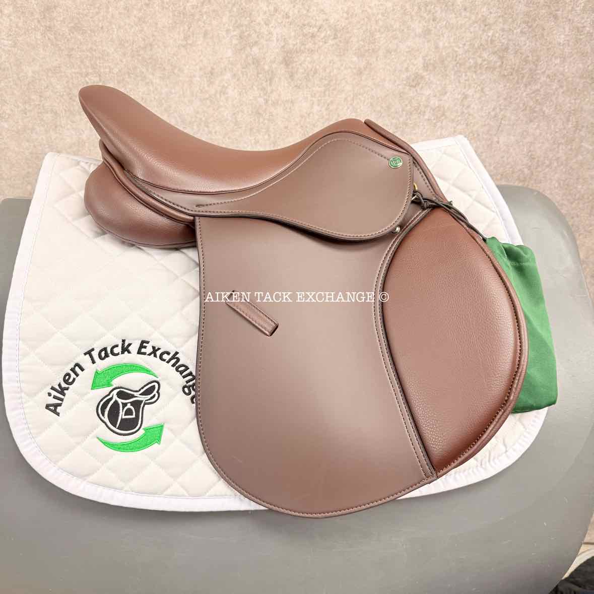 HDR Vegan-X Junior Close Contact Saddle, 15.75" Seat, Adjustable Tree - IGP Changeable Gullet, Wool Flocked Panels