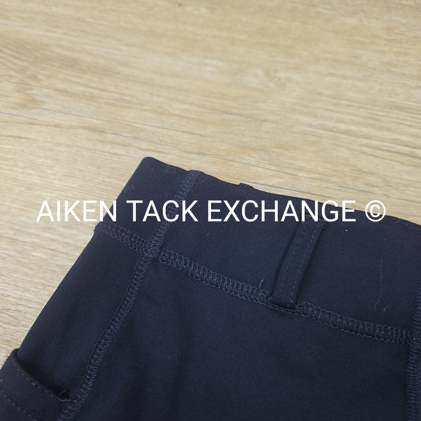 Ovation Aerowick Silicone Grip Full Seat Tights, Size Medium
