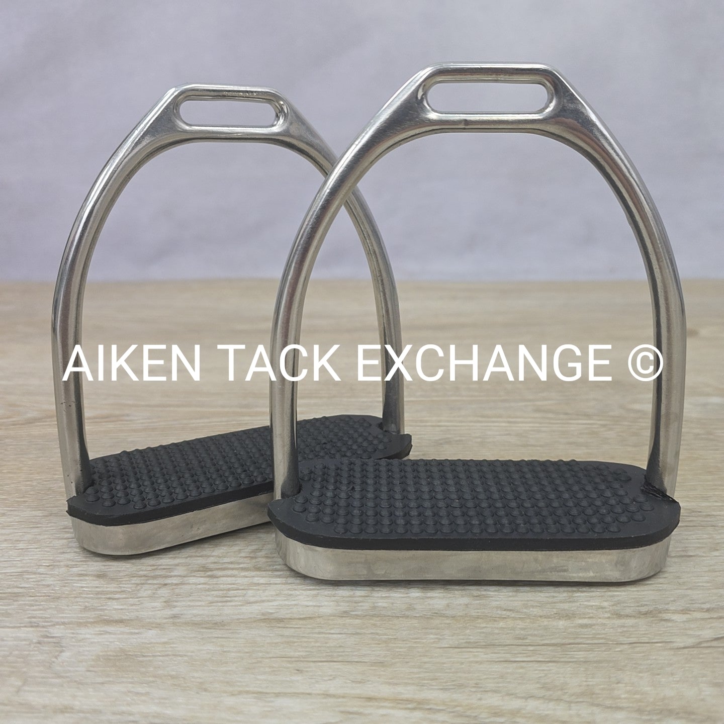 Fillis Stirrup Irons, 4.75"