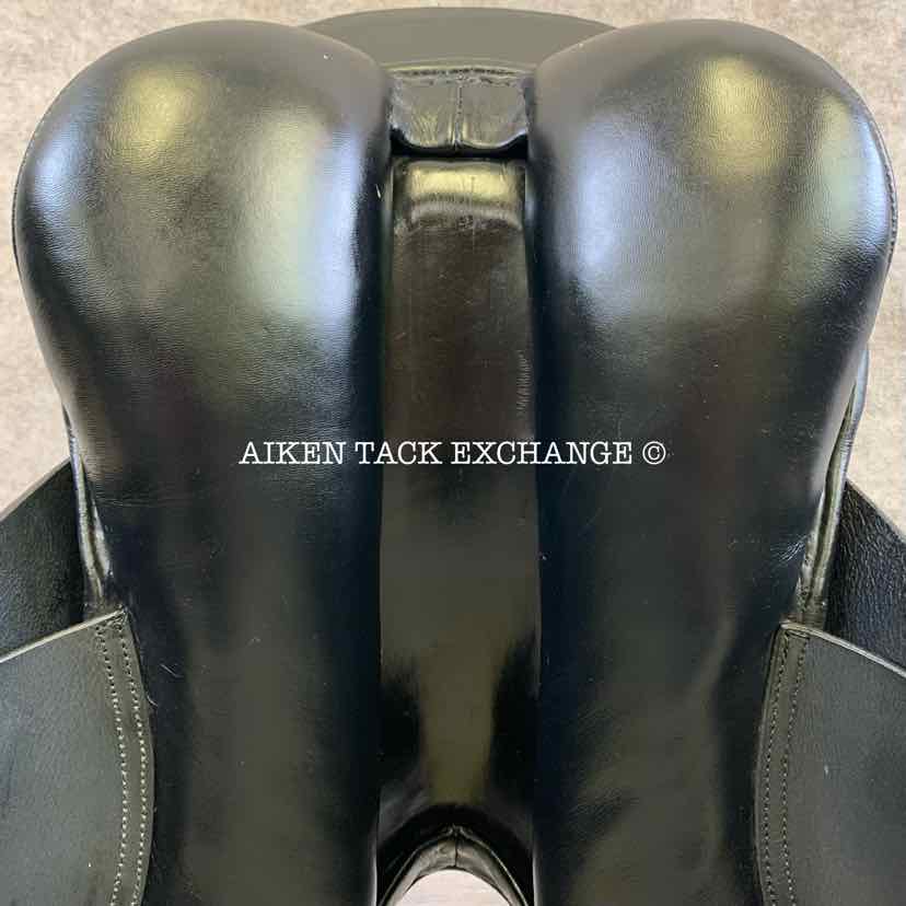 Anky Dressage Saddle, 17.5" Seat, Medium Tree, Wool Flocked Panels