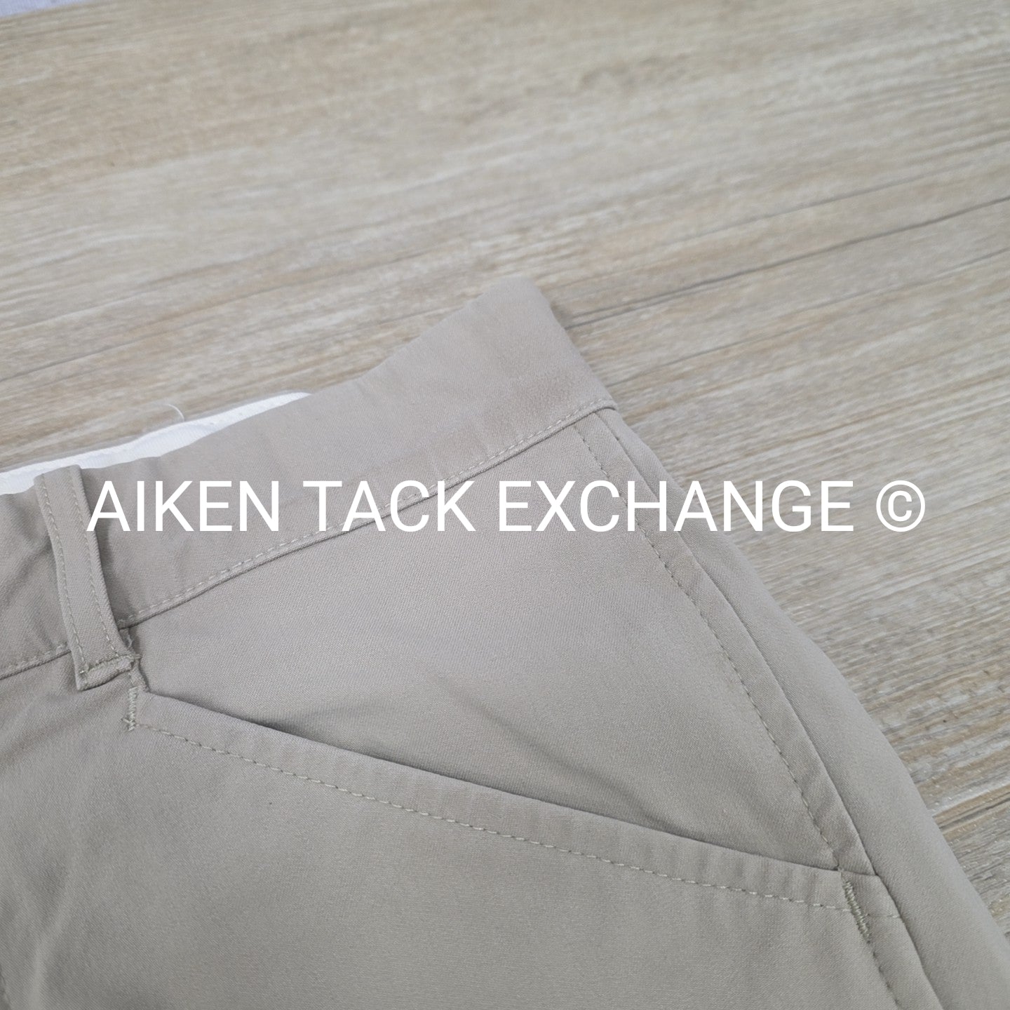 Tailored Sportsman Trophy Hunter Knee Patch Breeches, Size 30