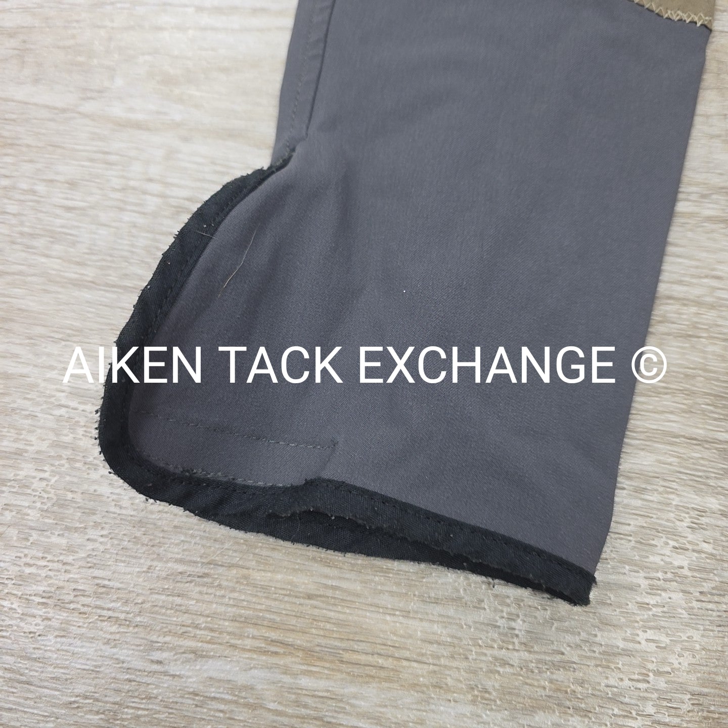 Tailored Sportsman Front Zip Trophy Hunter Knee Patch Breeches, Size 14