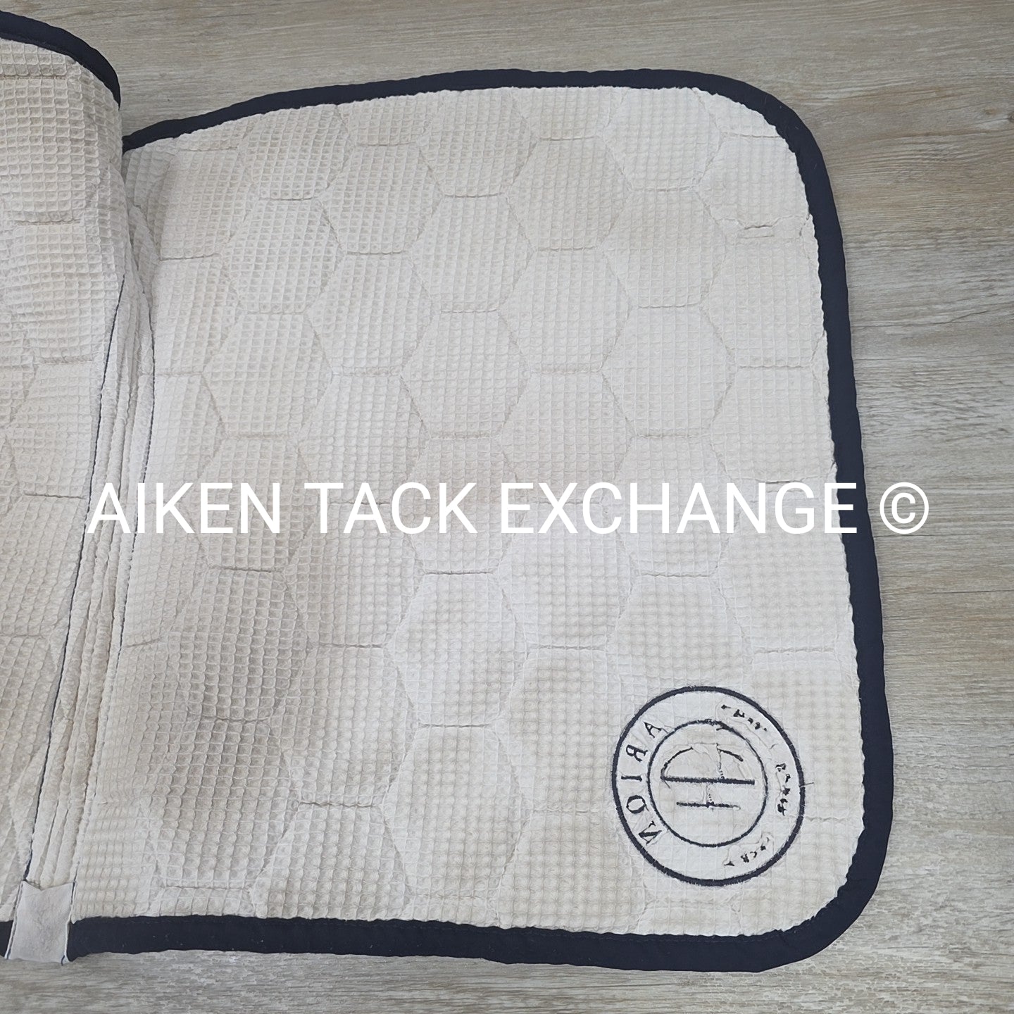 Arion Dressage Saddle Pad, White (has stains)