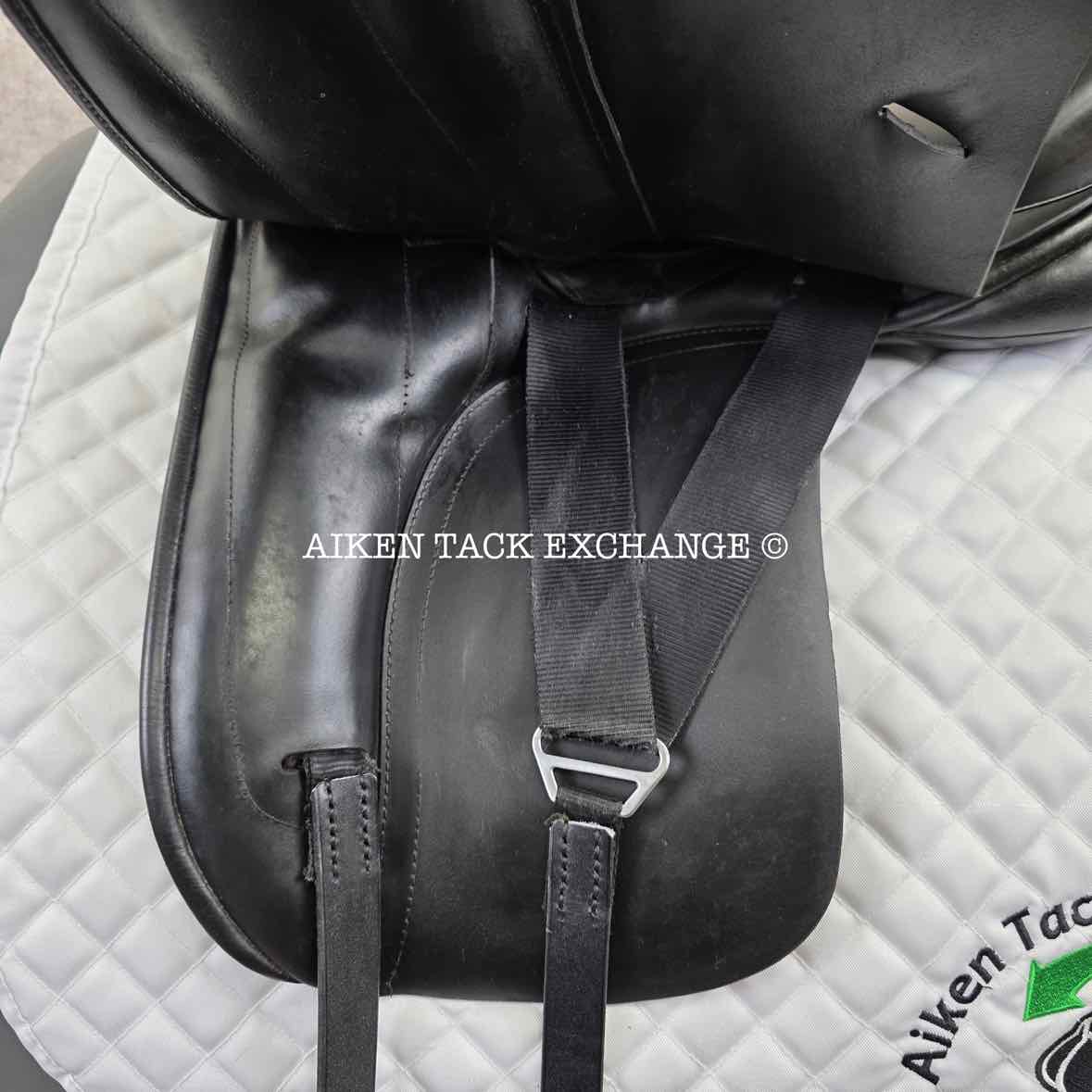 2009 Custom Saddlery Signature Wolfgang Solo Dressage Saddle, 17" Seat, Adjustable Tree, Wool Flocked Panels