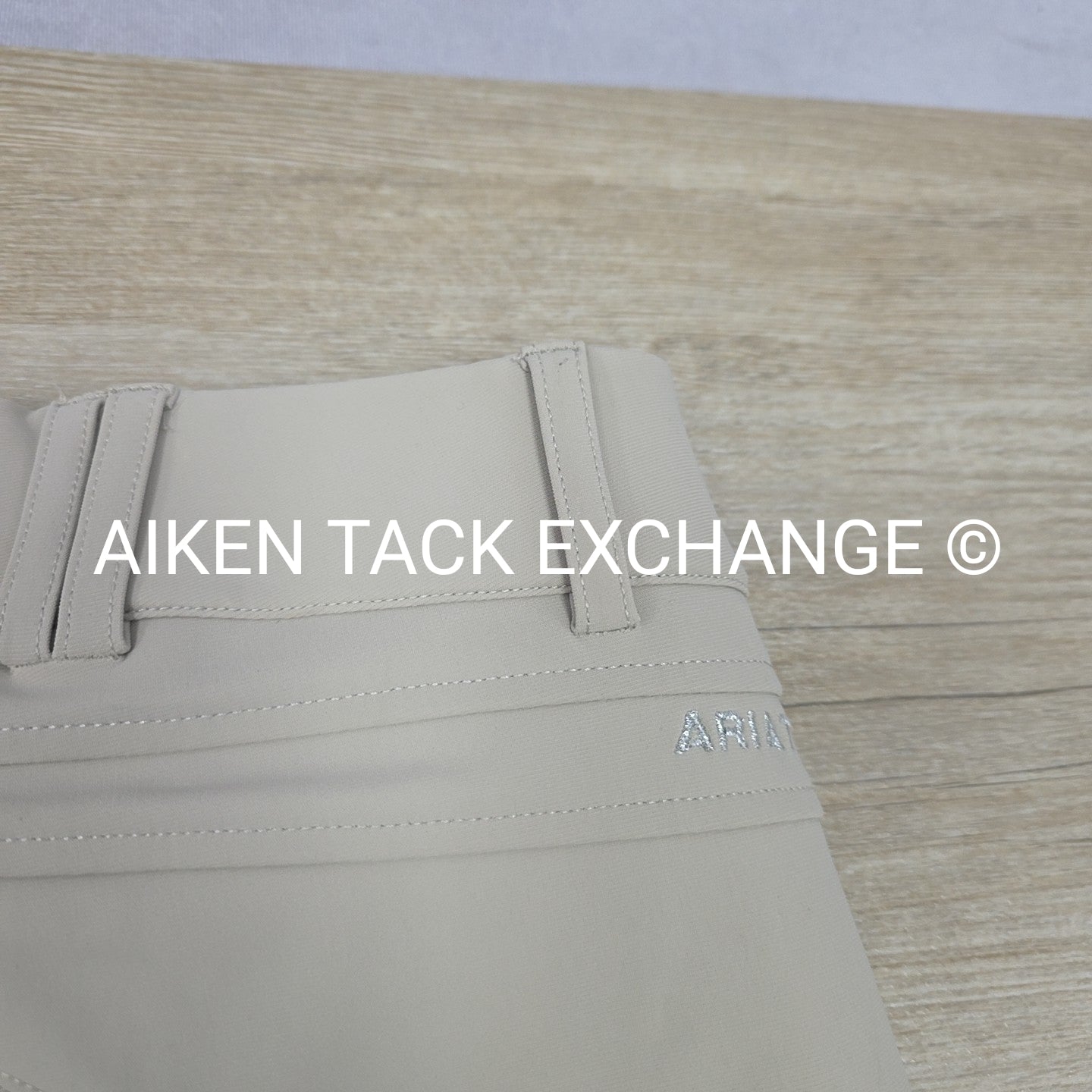 Ariat Tri Factor Silicone Grip Knee Patch Breeches, Size 26