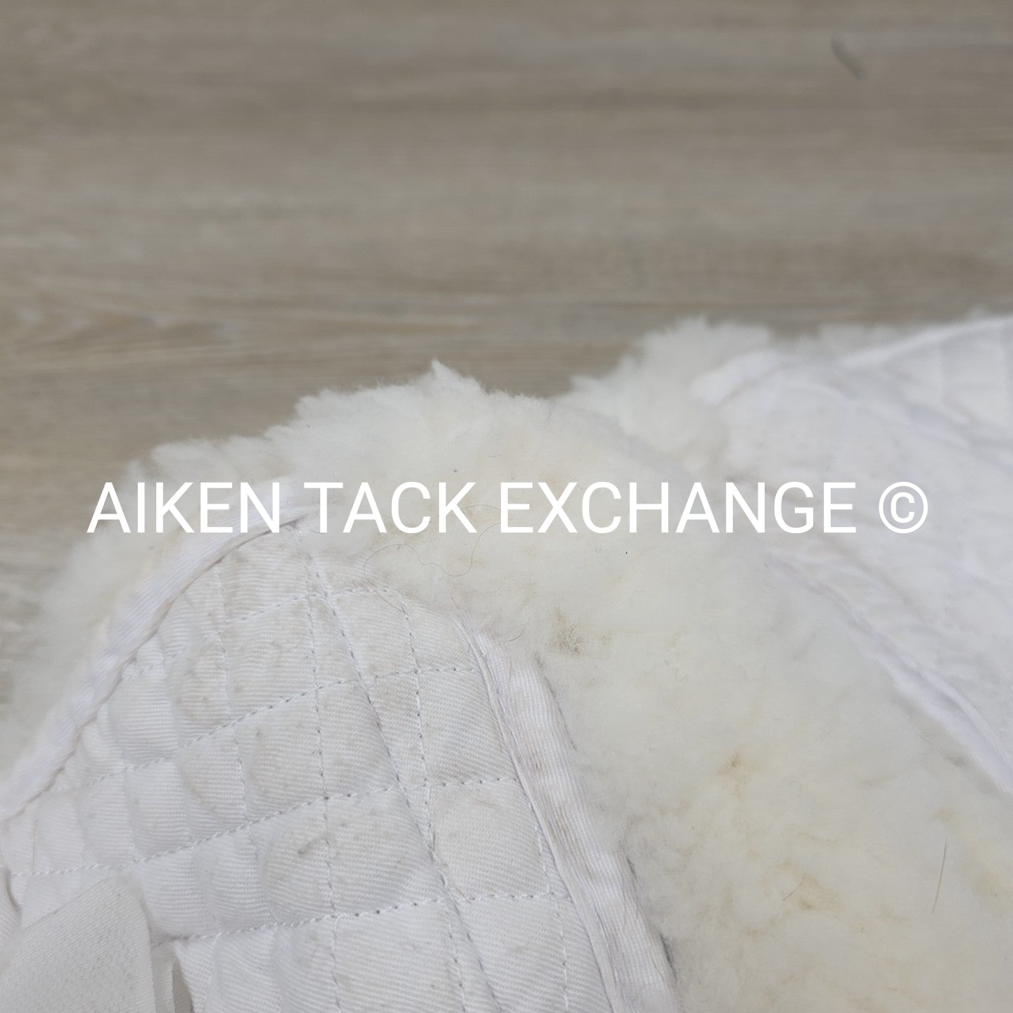 Majyk Equipe Ergonomics Correction Sheepskin Half Pad with Impact Shims, Size Me