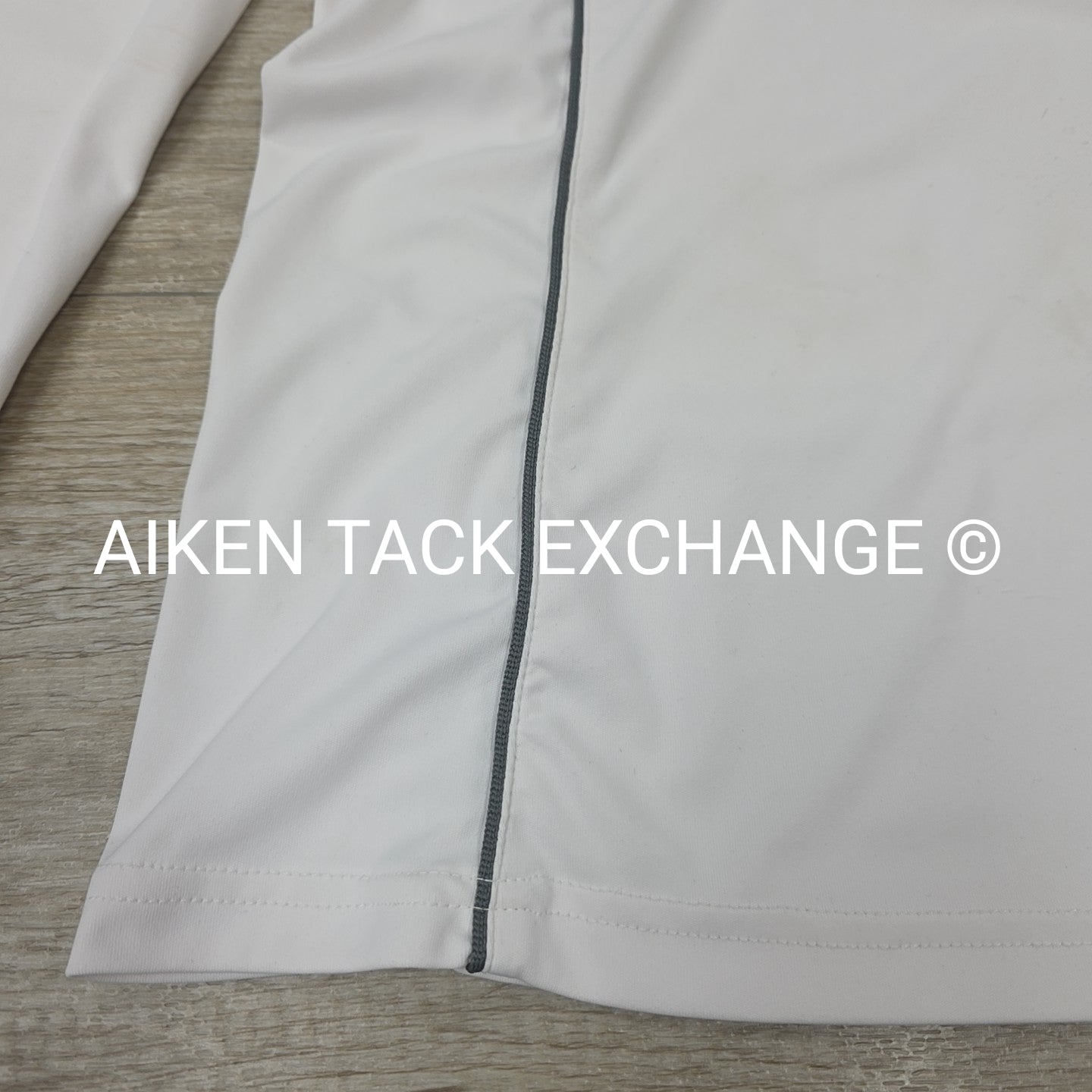 Arista Long Sleeve Show Shirt, Size Medium