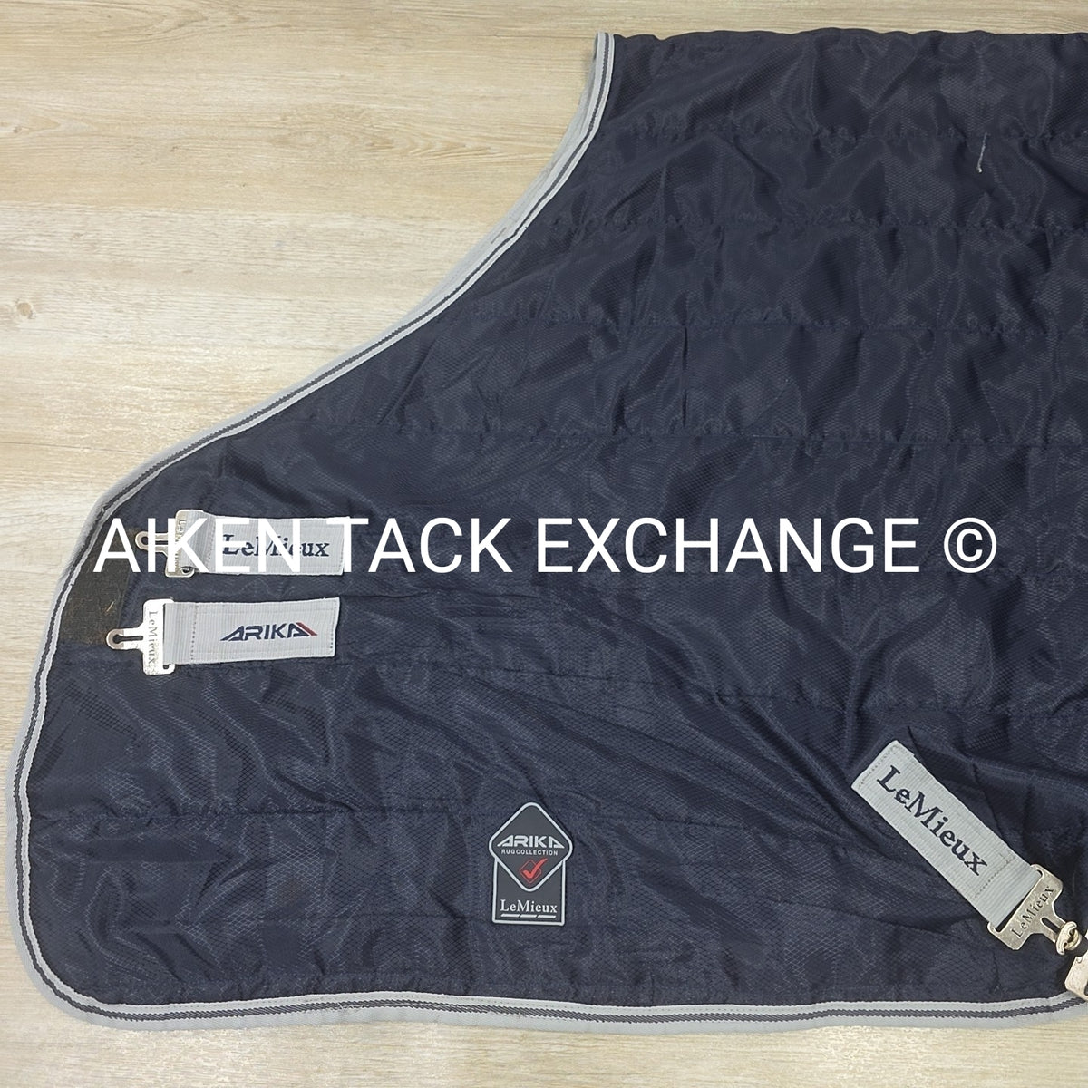 LeMieux Arika 100g fil Stable-Tek Rug, Size 81"