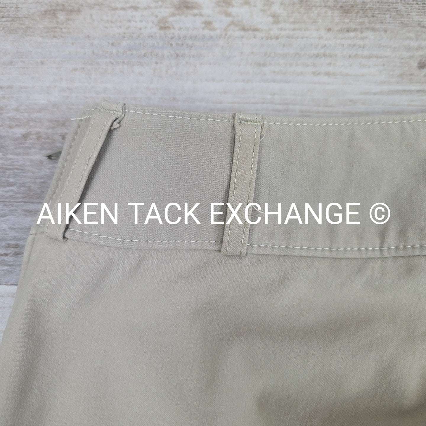 Tailored Sportsman Trophy Hunter Knee Patch Breeches, Size 28 R