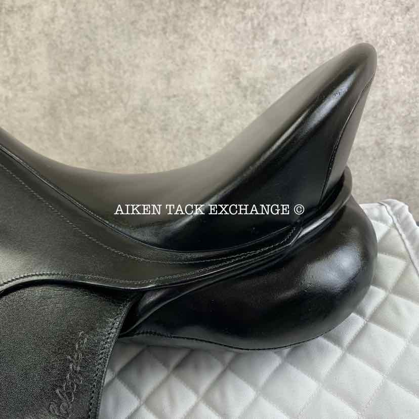 2005 Kieffer Wallstreet Excellent Ulla Salzgeber Dressage Saddle, 17" Seat, Medium Tree, Wool Flocked Panels
