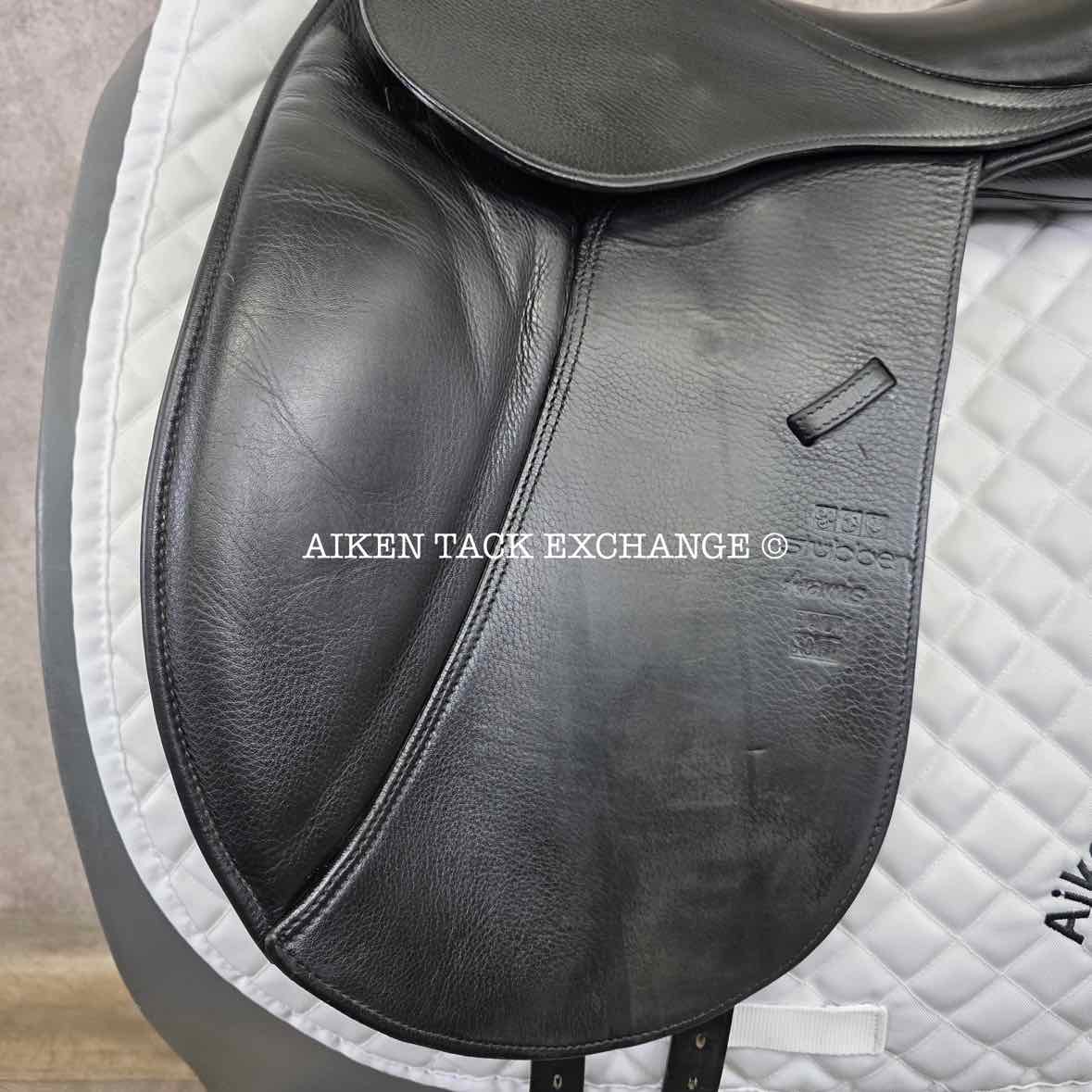 2014 Stubben Aramis Dressage Saddle with Equi-Soft, 18" Seat, 28cm Tree - Medium, Wool Flocked Panels