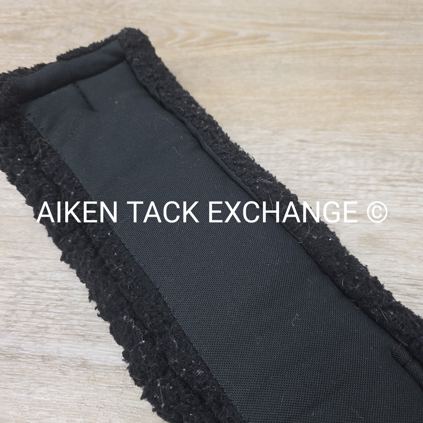 Lettia CoolMax Fleece Girth, Black, 30"