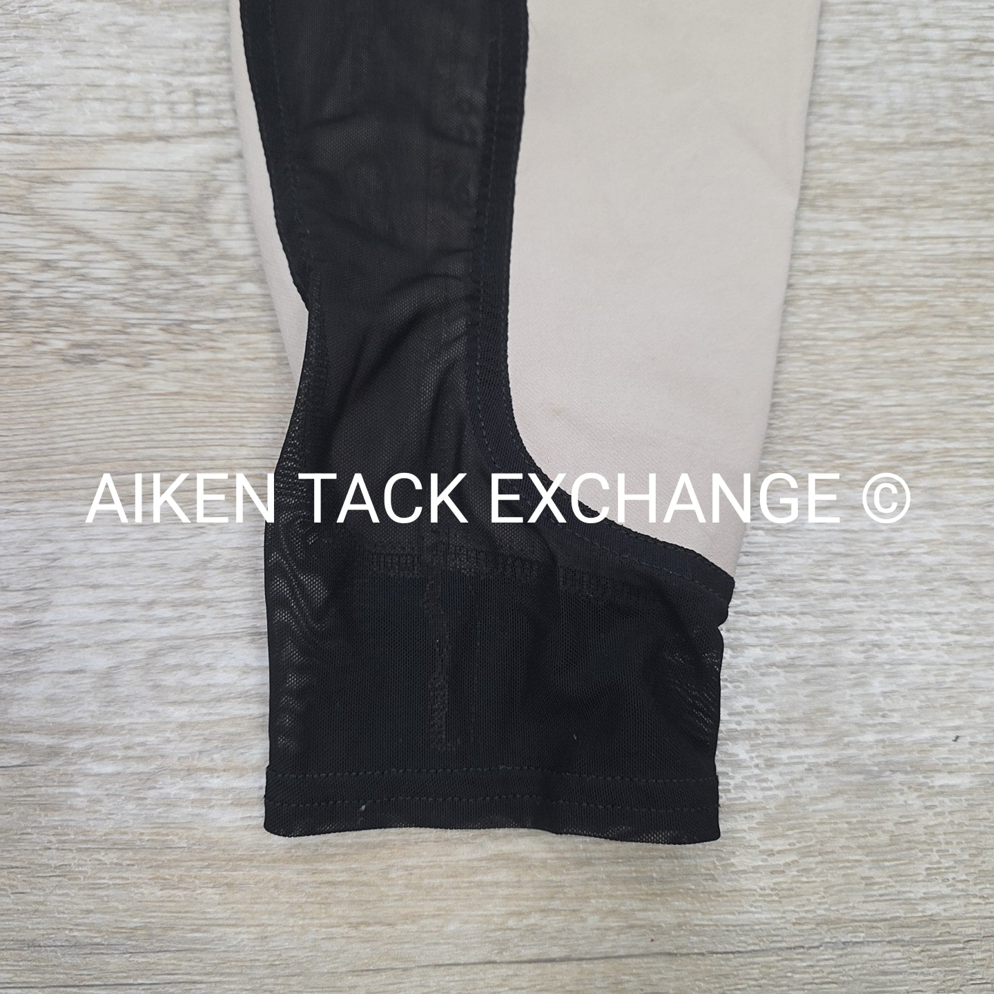 Equinavia Astrid Silicone Knee Patch Breeches, Women's 32 (has blemishes)