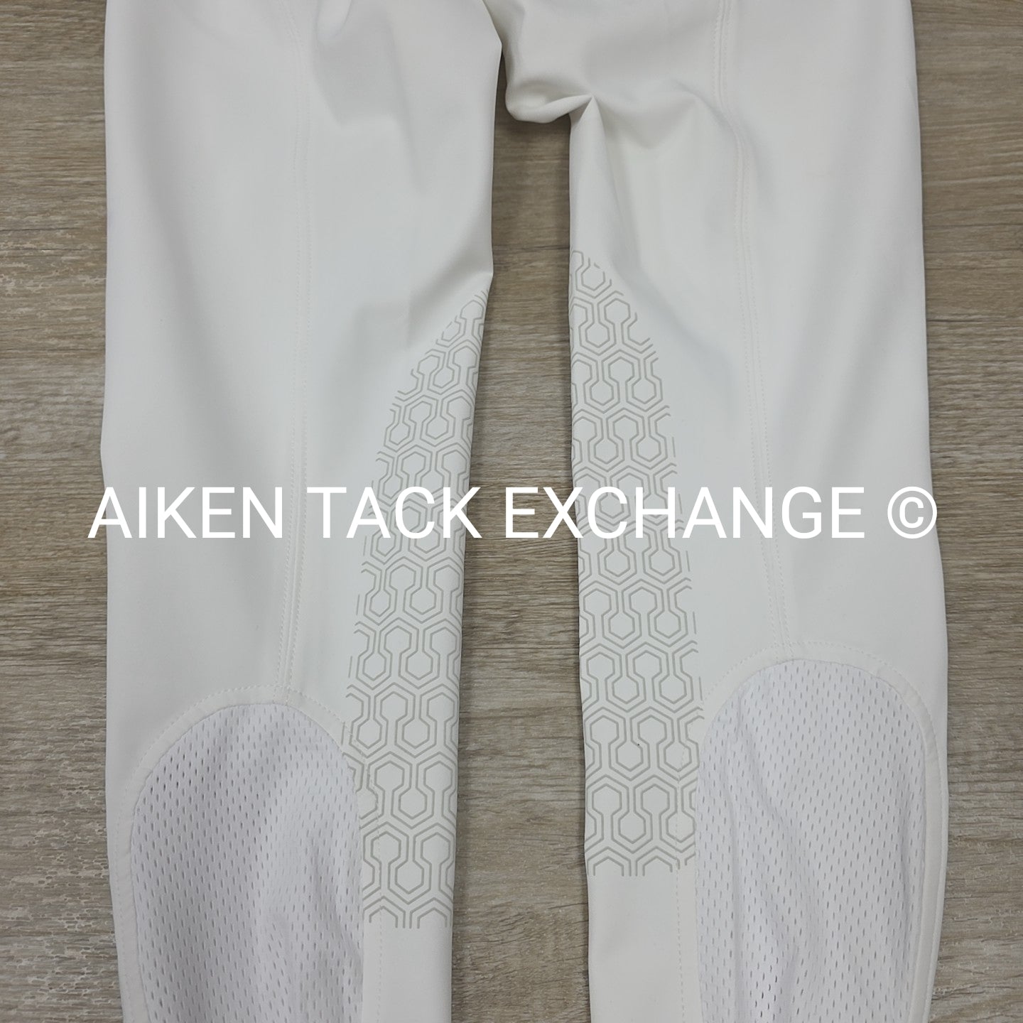 Ariat Tri Factor Silicone Grip Knee Patch Breeches, Size 22 L