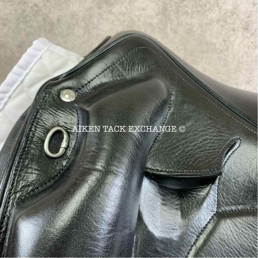 **SOLD** 2014 Devoucoux Mendia Makila Lab Monoflap Dressage Saddle, 18" Seat, 3 Flap, Medium Wide Tree, Foam D3D Panels