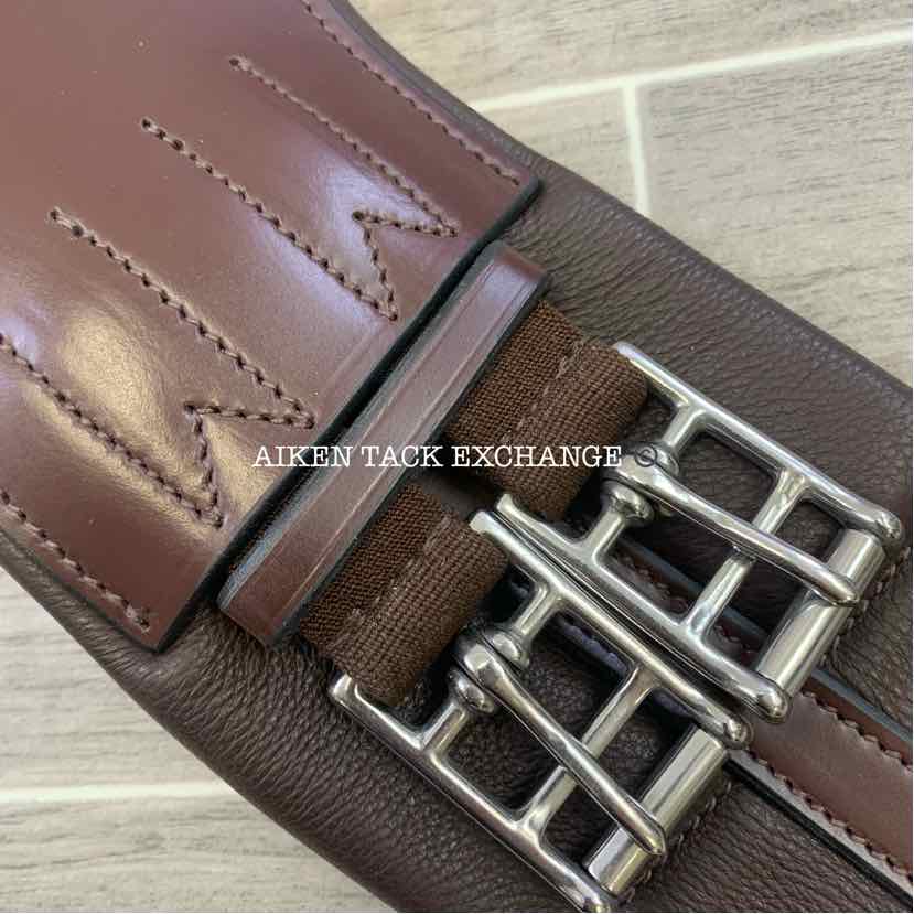 KL Select Red Barn Balance Anatomic Shoulder Relief Dressage Girth, Brown, 22"