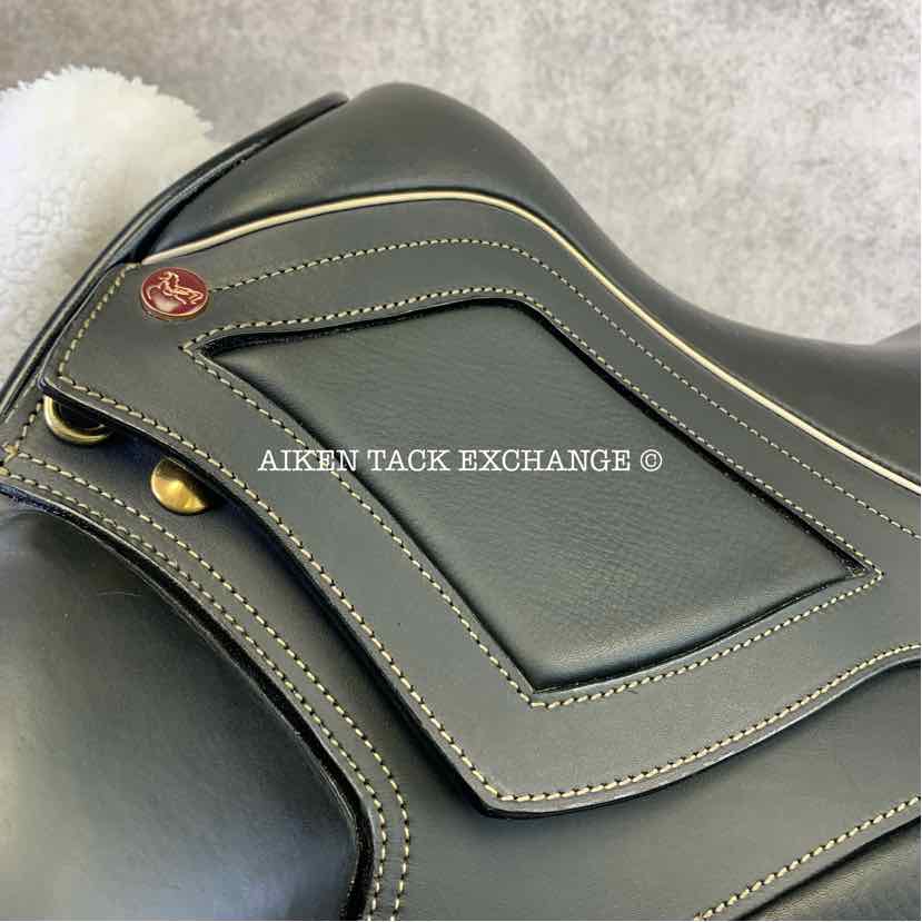 2022 MaxFlex Melina Pro Monoflap Dressage Saddle, 17.5" Seat, Flex Tree - Adjustable (Custom Gullet), Wool Flocked Pony Panels