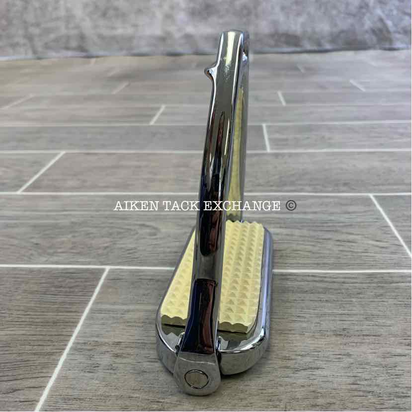 Swivel Flex Footbed Wide Track Stirrup Irons 4.75"