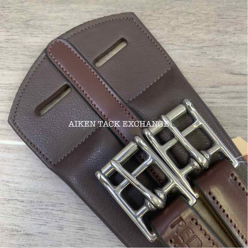 KL Select Red Barn Smart Contour Dressage Girth, Brown, 24"