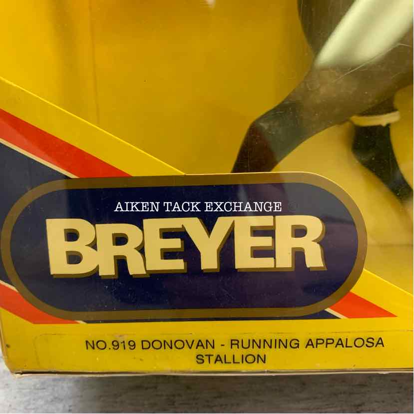 Breyer #919 Donovan Running Appalosa Stallion