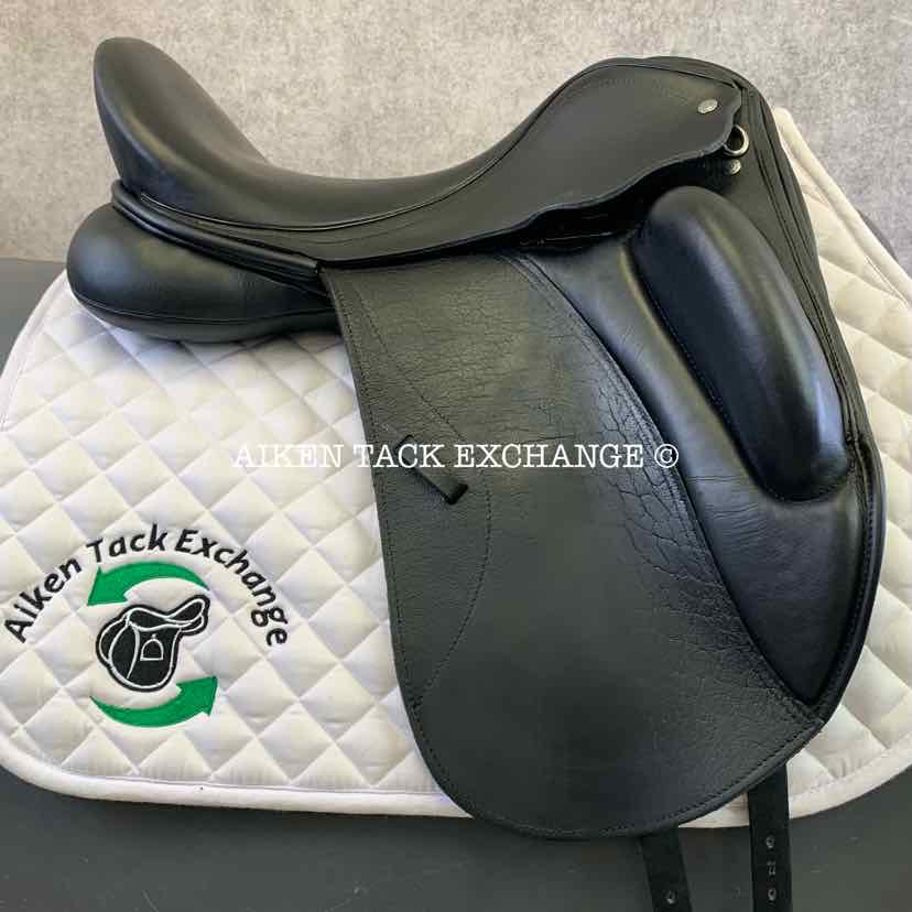 **SOLD** 2016 Custom Saddlery Everest R Monoflap Dressage Saddle, 18" Seat, Adjustable Tree, Wool Flocked Panels