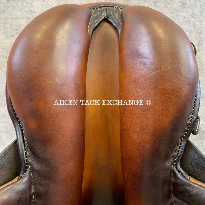 **SOLD** Stubben Siegfried All Purpose Jump Saddle, 18.5" Seat, 31.5 cm Tree - Wide/Extra Wide, Wool Flocked Panels