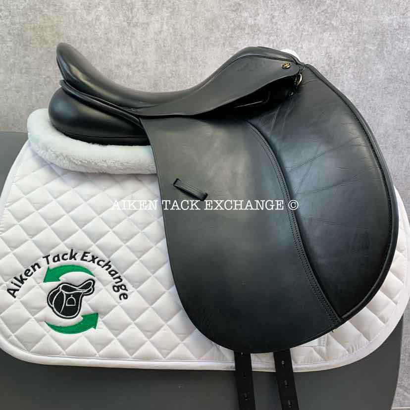 Klimke XCH Dressage Saddle, 17" Seat, Adjustable Tree -  Changeable Gullet, Wool Flocked Panels