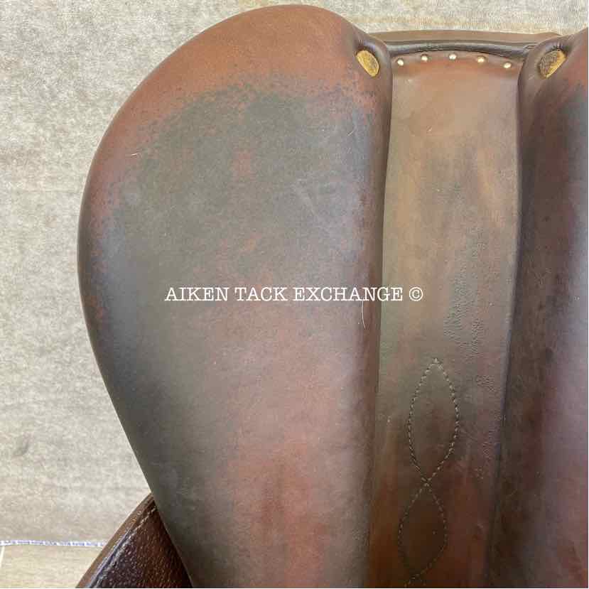 **SOLD** 2017 Antares Evolution Monoflap Jump Saddle, 17.5" Seat, 3AA Flap, Medium Wide Tree, Foam Panels