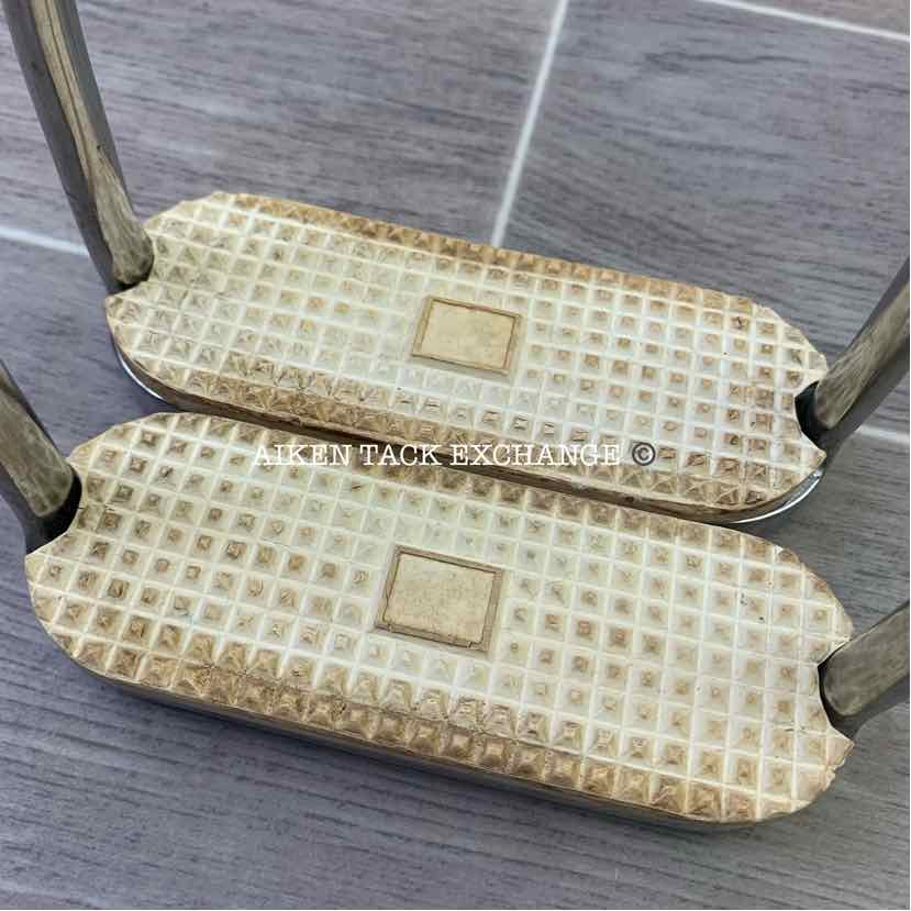 English Stirrup Irons 4.75"