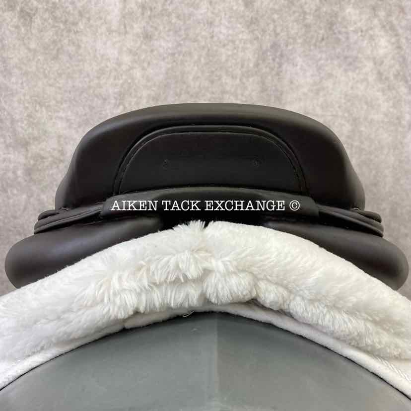 2019 CWD SE03 Close Contact Jump Saddle, 17.5" Seat, 2C Flap, Medium Tree, Foam Panels
