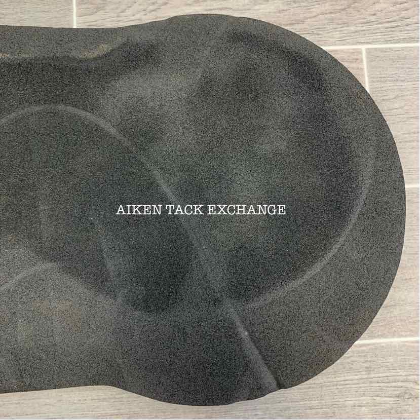 Cashel Cushion Wedge Half Pad