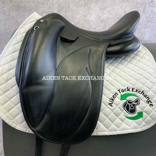 2016 Devoucoux Makila Lab Monoflap Dressage Saddle, 18" Seat, 3A Flap, Medium Wide Tree, Foam D3D Panels, Buffalo Leather