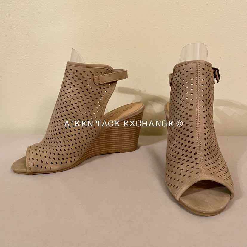 Women's 8, Coconuts by Matisse Peep Toe Sling Back Wedges, Tan:Arielle's Wardrobe: Footwear:Coconuts by Matisse:The Aiken Tack Exchange