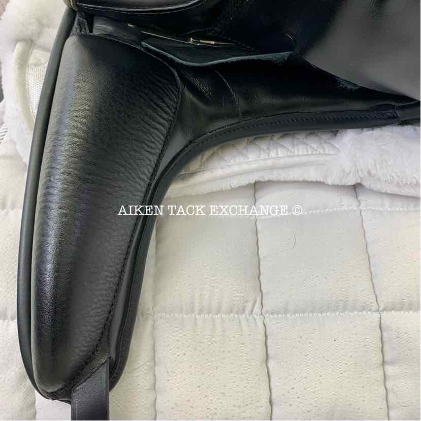 2018 Custom Saddlery Advantage Monoflap Saddle, 17.5” Seat, Adjustable Tree, Wool Flocked Panels