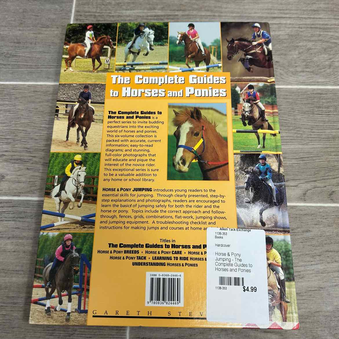 Horse & Pony Jumping - The Complete Guides to Horses and Ponies