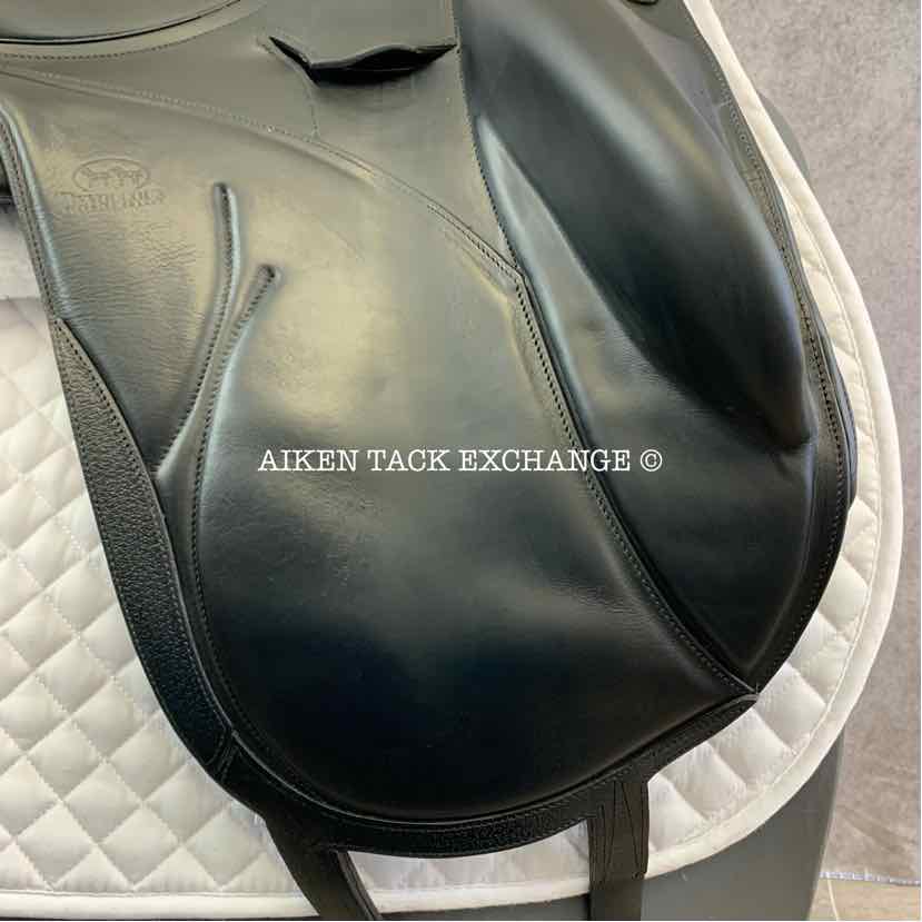 2019 Devoucoux Makila Lab Monoflap Dressage Saddle, 18" Seat, 2AA Flap, Medium Tree, Foam D3D Panels, Buffalo Leather