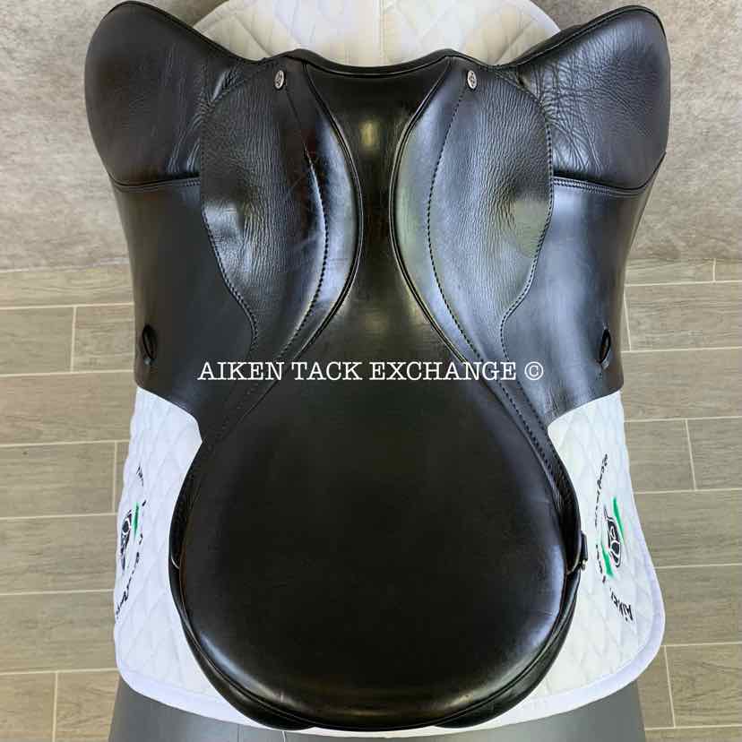 Courbette Lemetex Futura XL All Purpose Jump Saddle, 17" Seat, Medium Tree, Foam Panels