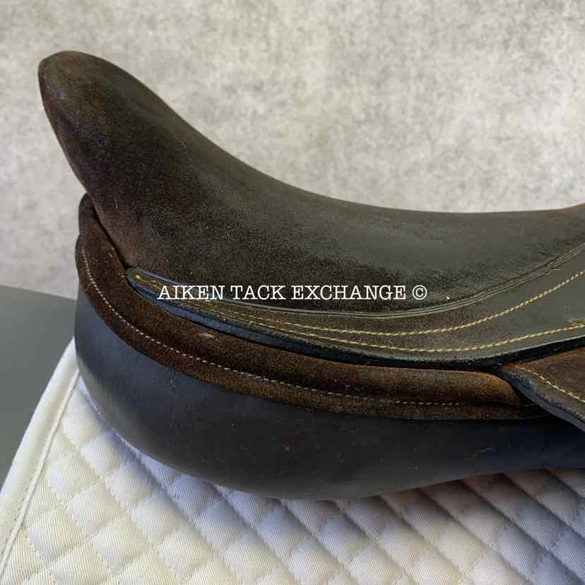 **SOLD** Miguel Acuna Saddlery Argentine Style Suede Polo Saddle, 18.5" Seat, Medium Tree, Foam Panels, Comes with Stirrups & Leathers