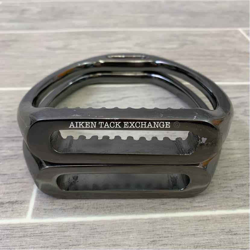 Plated Light Weight Exercise Race Stirrup Irons 3"